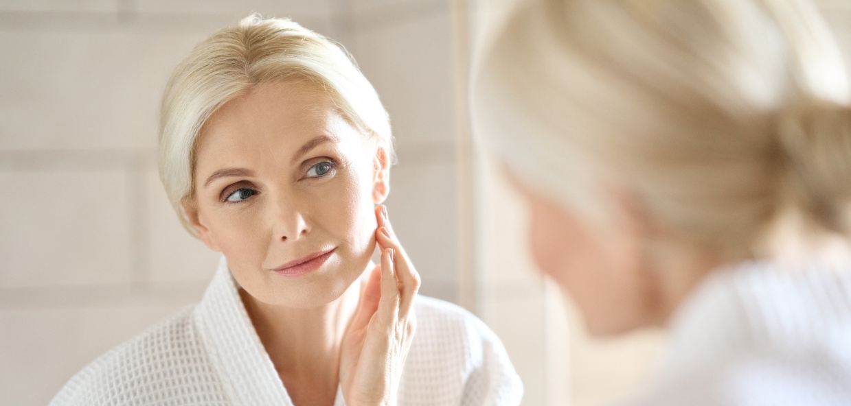 Malos hábitos que aceleran el envejecimiento de tu piel